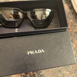 Black Unisex Authentic Prada sunglasses